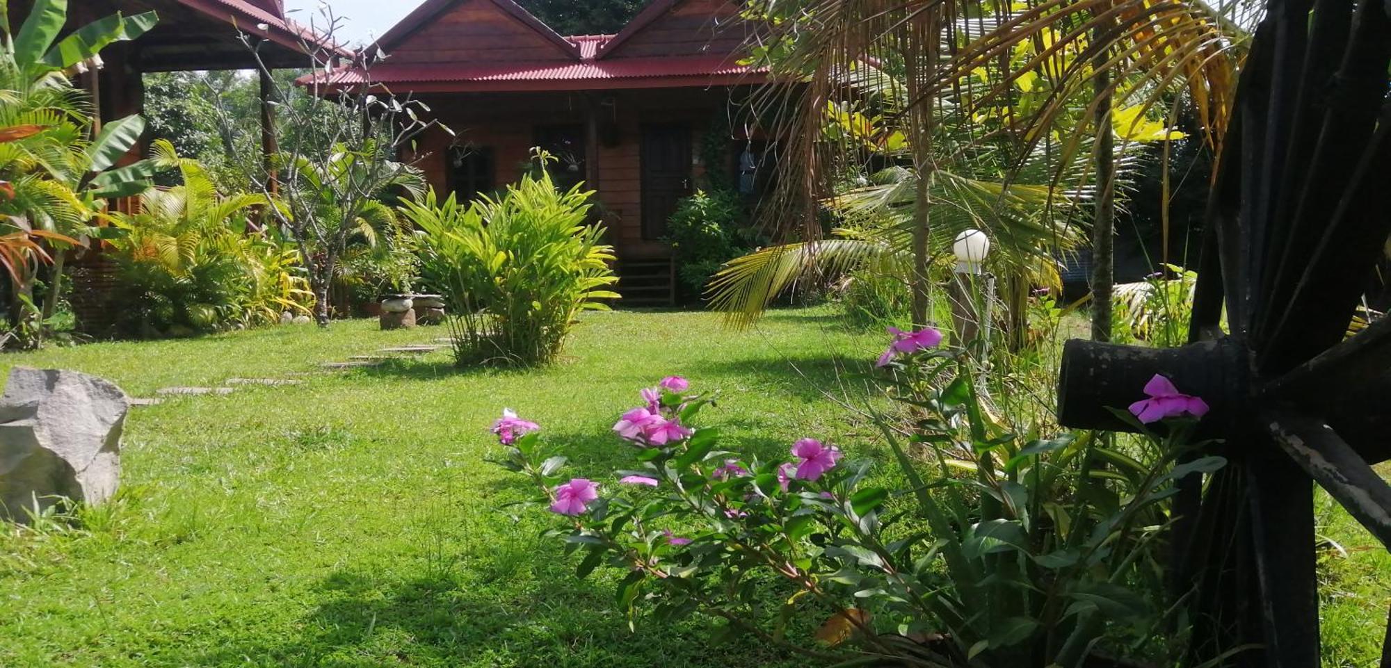 The Hidden Oasis Bungalows كامبوت المظهر الخارجي الصورة